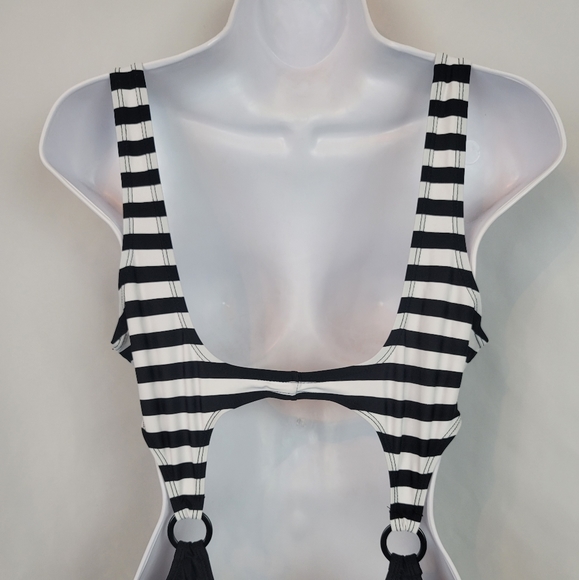 Material Girl Sexy One Piece - Picture 4 of 8